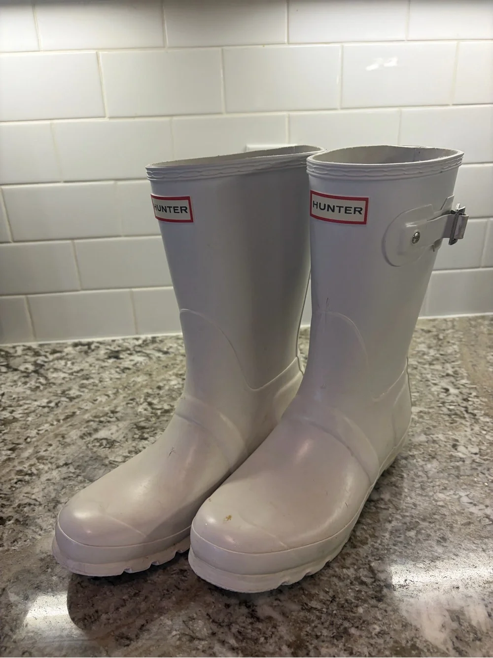 Hunter sleek white